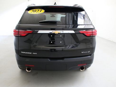 Used 2023 Chevrolet Traverse LT w/ LPO, Floor Liner Package image 8