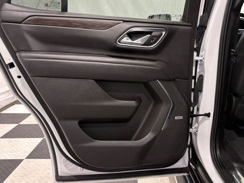 Used 2024 Chevrolet Tahoe LT image 17
