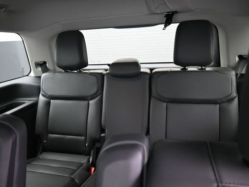 New 2026 Ford Expedition Active image 22