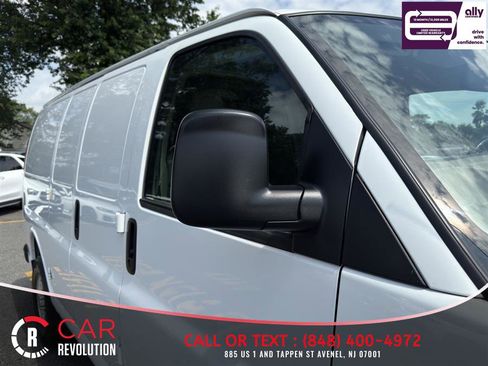 Used 2021 Chevrolet Express 2500 w/ Driver Convenience Package RWD image 38