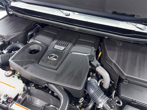 Used 2024 Lexus GX 550 image 60