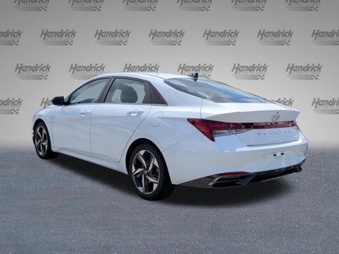 Used 2021 Hyundai Elantra SEL w/ Convenience + Premium Package FWD image 9