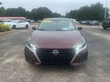 Used 2023 Nissan Altima 2.5 SV image 2