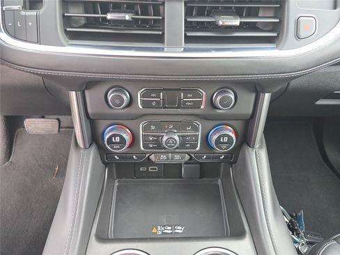 Used 2023 Chevrolet Tahoe LT AWD/4WD image 28