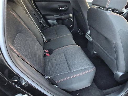 Used 2025 Honda HR-V Sport image 18
