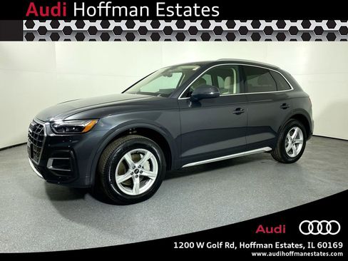 Used 2023 Audi Q5 Premium w/ Convenience Package image 1