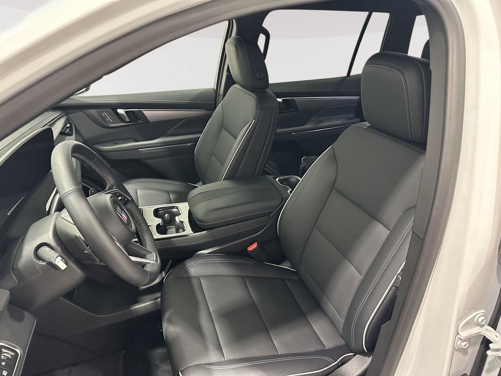 Used 2026 Buick Enclave Preferred AWD/4WD image 18