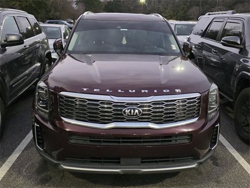 Used 2020 Kia Telluride EX w/ EX Premium Package image 2
