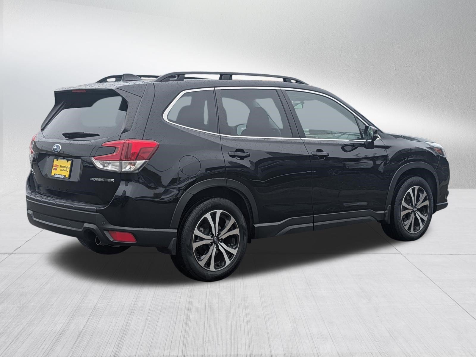 Used 2023 Subaru Forester Limited AWD/4WD image 7