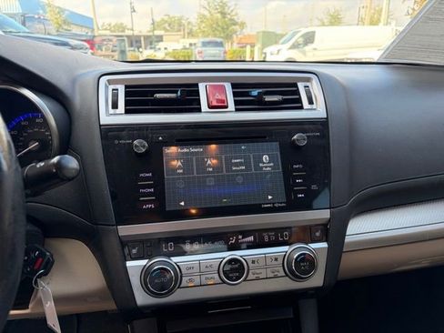 Used 2016 Subaru Legacy 2.5i Premium image 14