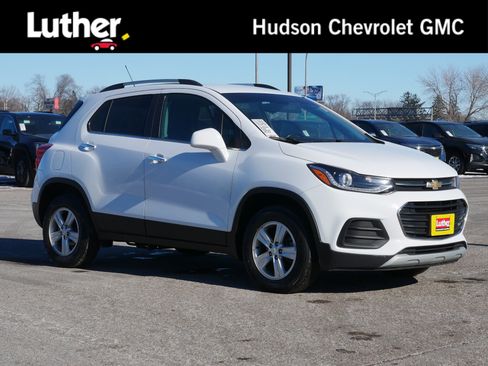 Used 2019 Chevrolet Trax LT w/ LT Convenience Package image 1