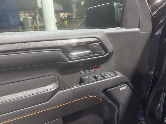 Used 2024 GMC Sierra 1500 AT4 w/ Technology Package AWD/4WD image 8