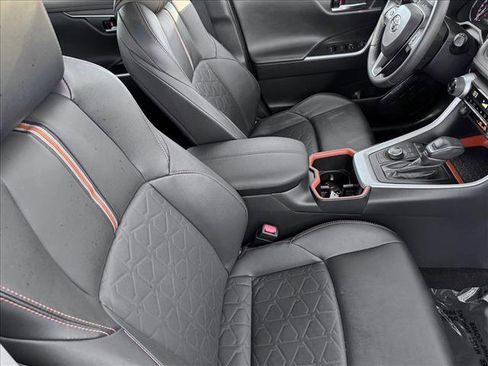 Used 2024 Toyota RAV4 Adventure image 19