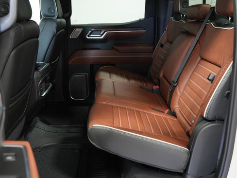 New 2026 GMC Sierra 1500 Denali Ultimate AWD/4WD image 25