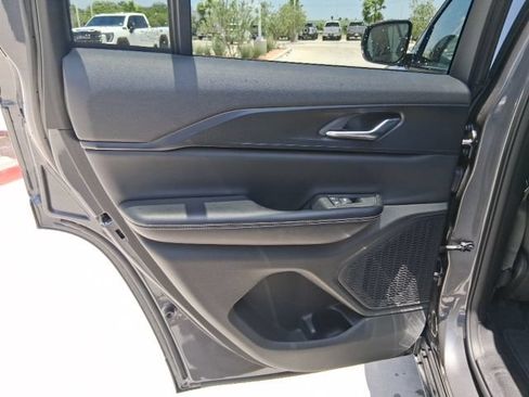 Used 2024 Jeep Grand Cherokee Altitude AWD/4WD image 15