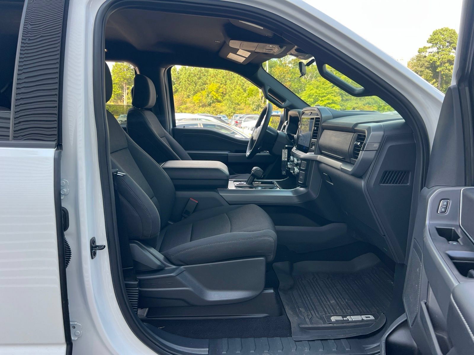 Used 2026 Ford F150 XLT w/ XLT Black Appearance Package AWD/4WD image 37