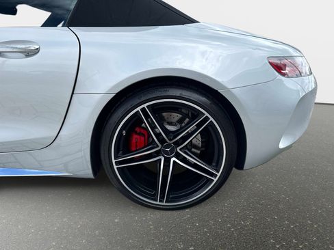 Used 2018 Mercedes-Benz AMG GT C image 17