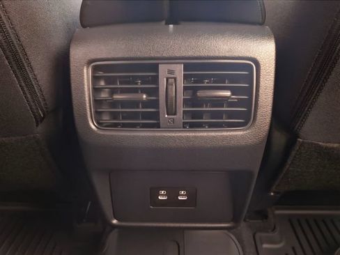 Certified 2026 Nissan Rogue SV FWD image 29