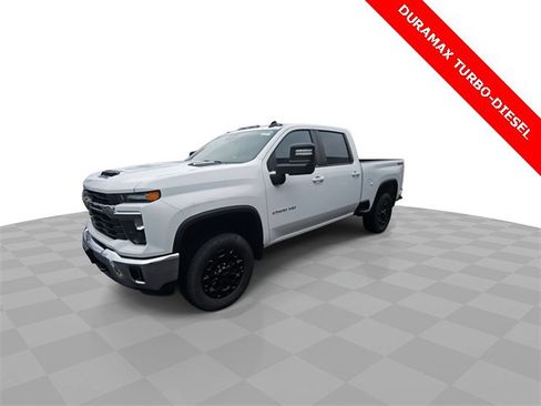 Certified 2024 Chevrolet Silverado 2500 LT w/ All Star Edition image 4