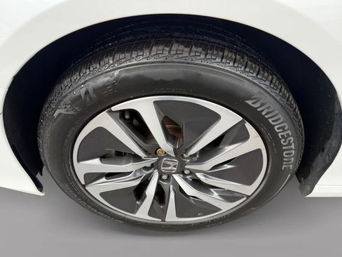 Used 2021 Honda Accord EX-L image 9