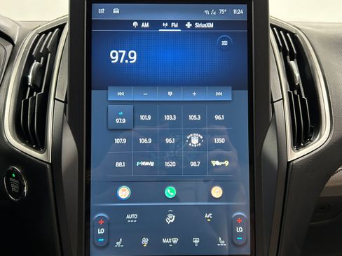Used 2022 Ford Edge SEL AWD/4WD image 5