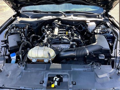 Used 2021 Ford Mustang Coupe image 29