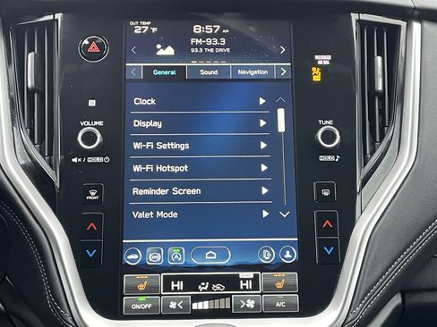 Used 2025 Subaru Outback Premium w/ Popular Package #1A image 35