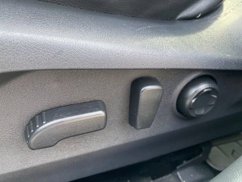 Used 2023 Subaru Outback Limited AWD/4WD image 11