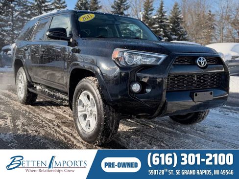 Used 2017 Toyota 4Runner image 1