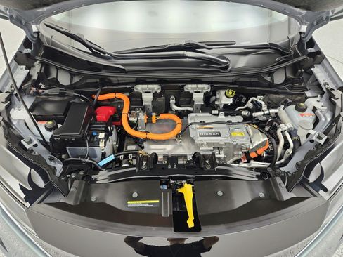 Used 2024 Nissan Ariya AWD image 16