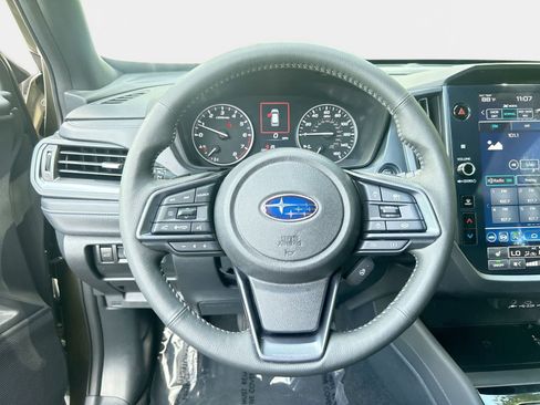 Used 2025 Subaru Forester Limited AWD/4WD image 16