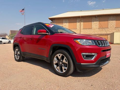 Used 2019 Jeep Compass Limited image 1