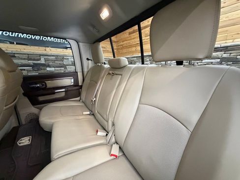 Used 2017 RAM 1500 Laramie w/ Convenience Group AWD/4WD image 48