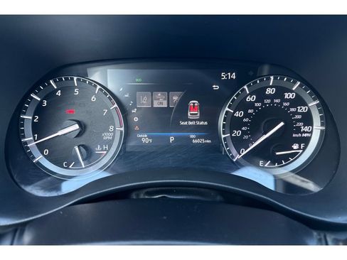 Used 2021 Toyota Highlander XSE FWD image 42