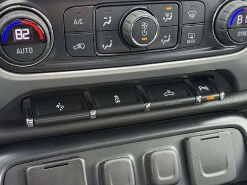 Used 2017 GMC Sierra 1500 SLT w/ SLT Preferred Package image 29