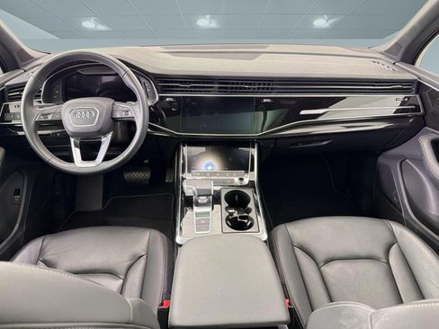 Used 2025 Audi Q7 3.0T Premium Plus AWD/4WD image 14