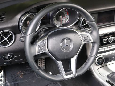 Used 2014 Mercedes-Benz SLK 250 w/ Premium Package image 38
