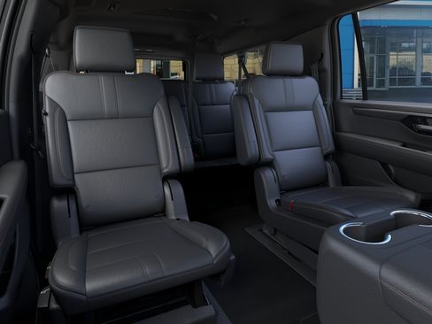 New 2026 Chevrolet Suburban RST AWD/4WD image 18
