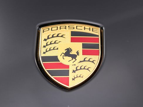 Used 2018 Porsche 718 Cayman RWD image 14