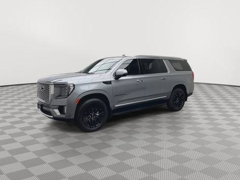 Certified 2024 GMC Yukon XL Denali w/ Advanced Technology Package AWD/4WD image 41