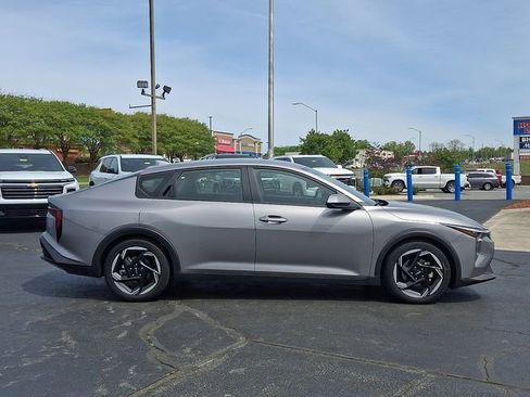 Used 2025 Kia K4 EX FWD image 7