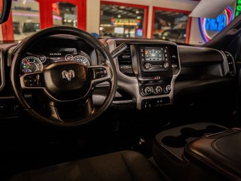 Used 2024 RAM 3500 Tradesman w/ Chrome Appearance Group image 33