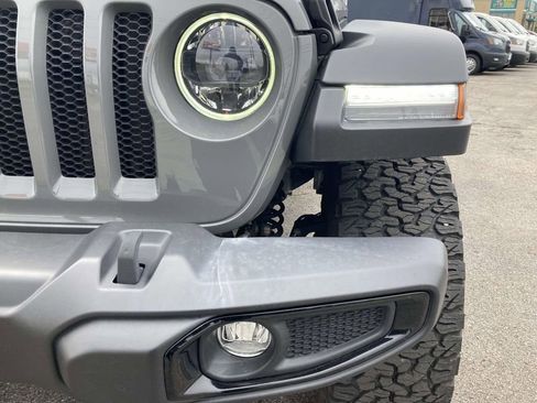 Used 2023 Jeep Wrangler Unlimited Sport AWD/4WD image 10