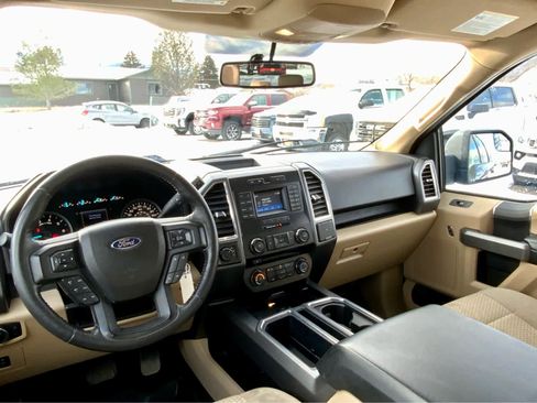 Used 2015 Ford F150 XLT w/ Equipment Group 301A Mid image 29
