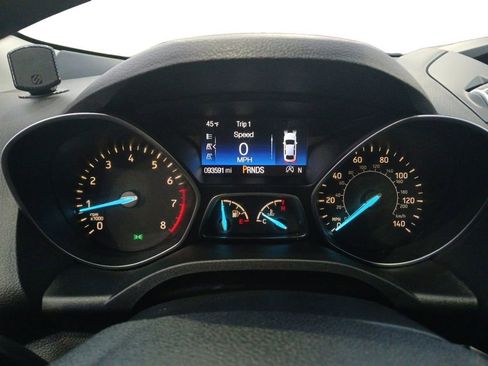 Used 2017 Ford Escape SE image 25