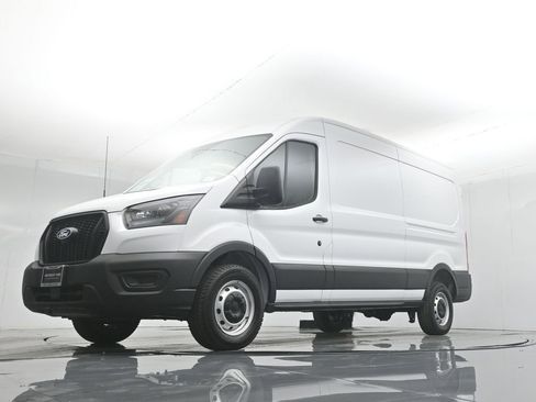 New 2026 Ford Transit 250 148 Medium Roof w/ Load Area Protection Package RWD image 38