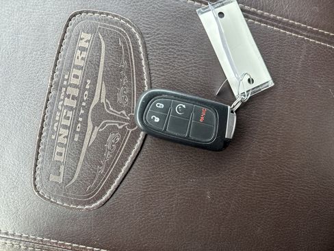 Used 2016 RAM 3500 Laramie Longhorn image 29