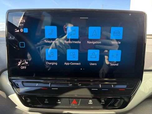 Certified 2023 Volkswagen ID.4 Pro S Plus image 20
