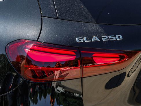 New 2026 Mercedes-Benz GLA 250 4MATIC image 8