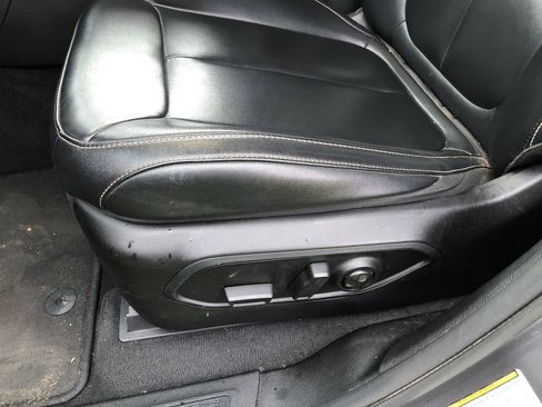 Used 2023 Jeep Grand Cherokee L Limited image 24